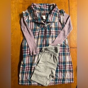 tea collection dress, leggings and shirt size 6
Smoke free